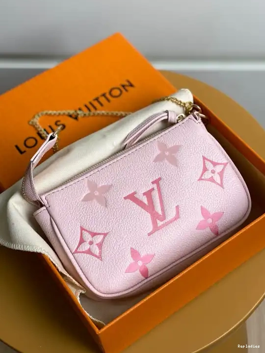 Repladies VUITTON ACCESSOIRES LOUIS POCHETTE MINI 0622